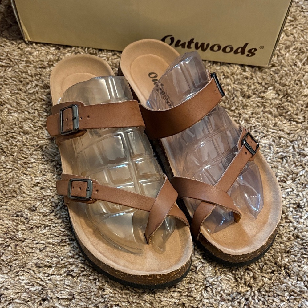 Outwoods brown strappy sandal